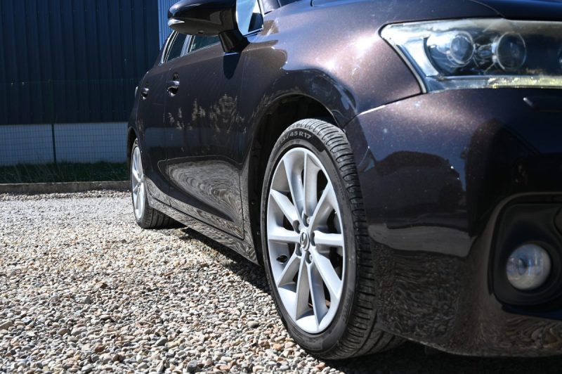 LEXUS CT200H 136CH PASSION TOIT OUVRANT 05/2011