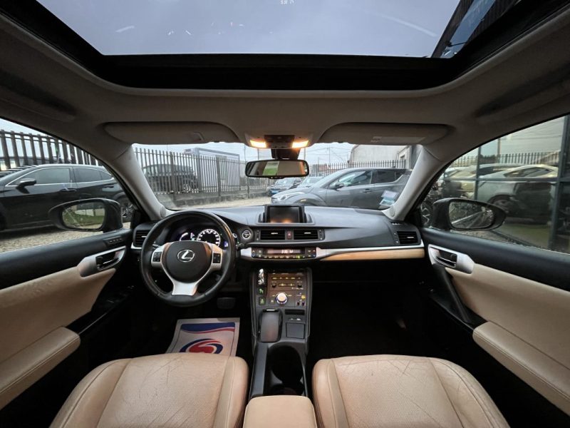LEXUS CT200H 136CH PASSION TOIT OUVRANT 05/2011