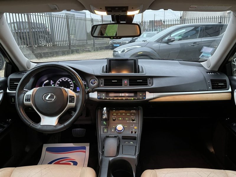 LEXUS CT200H 136CH PASSION TOIT OUVRANT 05/2011