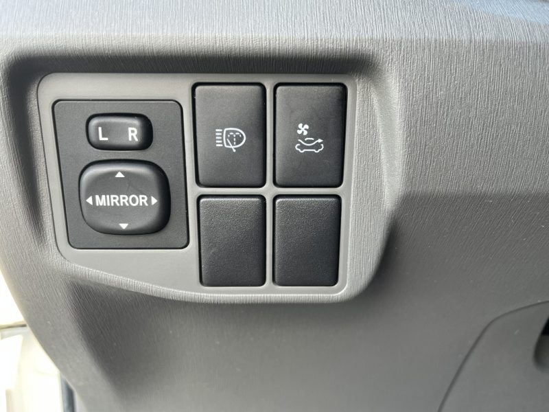 TOYOTA PRIUS 1.8 136H SOLAR 12/2009