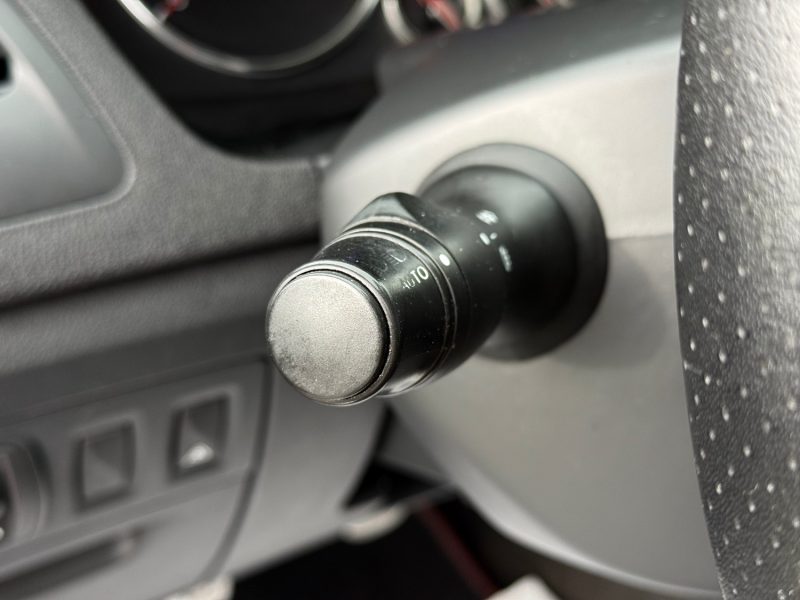 RENAULT LAGUNA III COUPE 2.0 DCI 180CH GT 400NM 4CONTROL