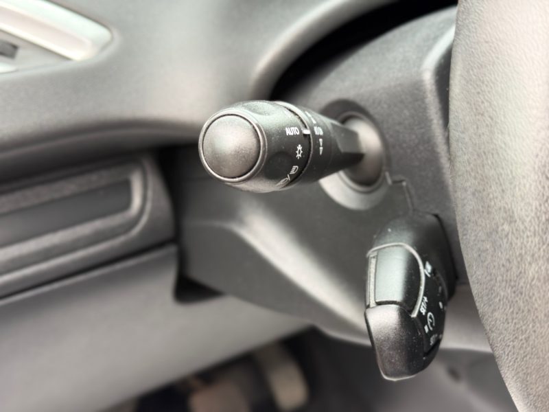 PEUGEOT 208 1.6 VTI 120CH BVM5 ALLURE PACK, - Écran tactile /Bluetooth /Radar/ Révisée & Garantie 