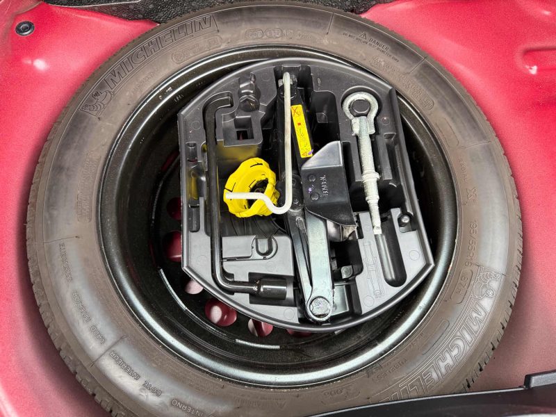 PEUGEOT 208 1.6 VTI 120CH BVM5 ALLURE PACK, - Écran tactile /Bluetooth /Radar/ Révisée & Garantie 