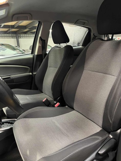 MAGNIFIQUE TOYOTA YARIS HYBRIDE 1.5 100CH (1ER MAIN, FULL SUIVI TOYOTA)⭐️⭐️⭐️⭐️⭐️