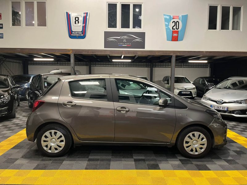 MAGNIFIQUE TOYOTA YARIS HYBRIDE 1.5 100CH (1ER MAIN, FULL SUIVI TOYOTA)⭐️⭐️⭐️⭐️⭐️