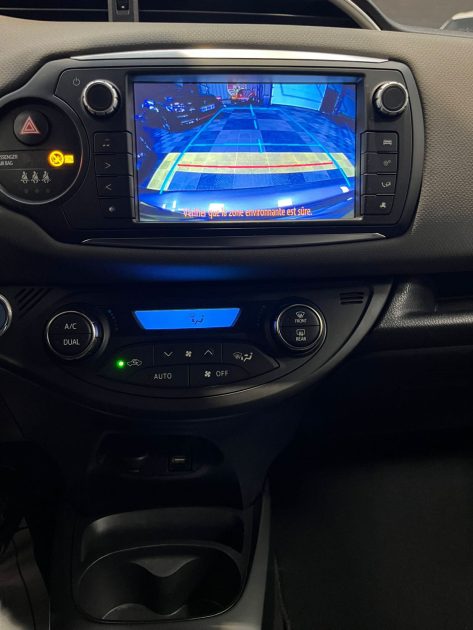 MAGNIFIQUE TOYOTA YARIS HYBRIDE 1.5 100CH (1ER MAIN, FULL SUIVI TOYOTA)⭐️⭐️⭐️⭐️⭐️
