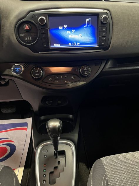 MAGNIFIQUE TOYOTA YARIS HYBRIDE 1.5 100CH (1ER MAIN, FULL SUIVI TOYOTA)⭐️⭐️⭐️⭐️⭐️