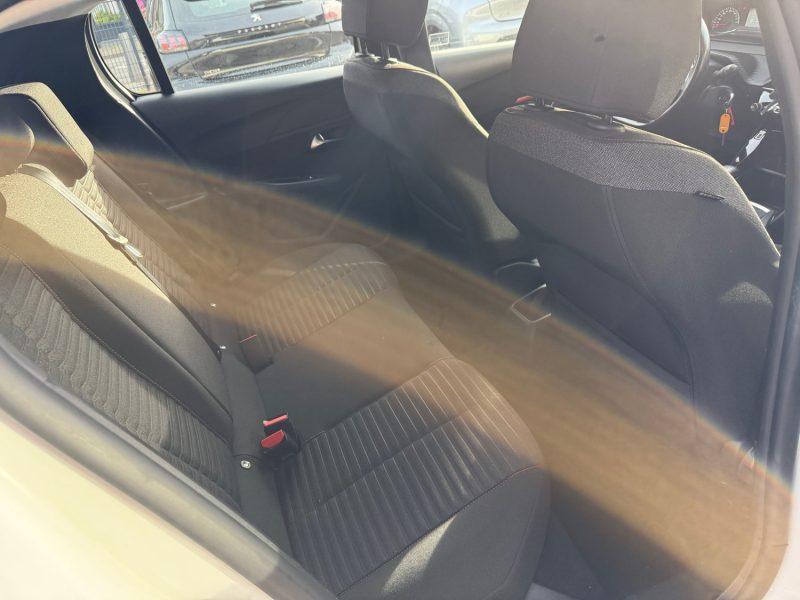 PEUGEOT 208 BLUEHDI 100cv ACTIVE BUSINESS BVM6 - GPS - CARPLAY