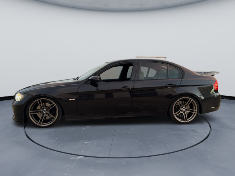 B.M.W. SERIE 3 330I PREMIERE BA 2006