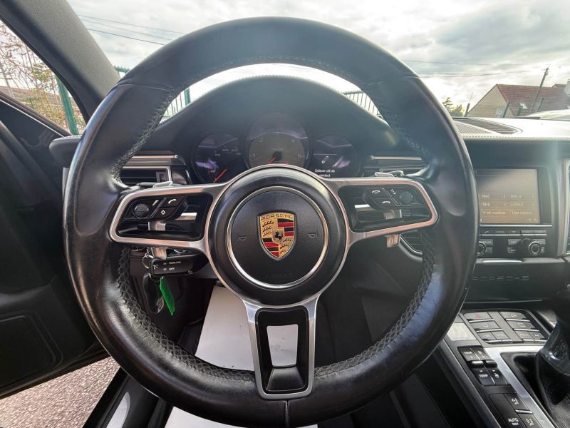 PORSCHE MACAN TURBO S 3.0D - 24V V6 258CV TOIT OUVRANT 2015