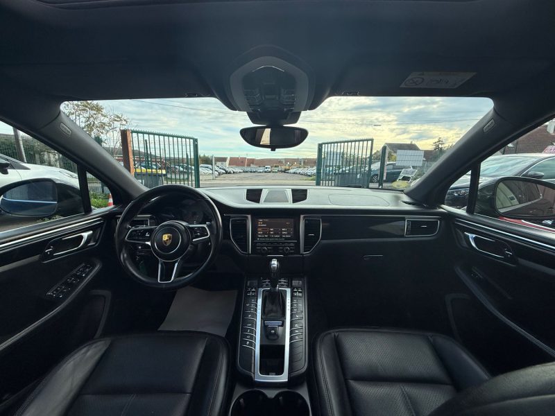 PORSCHE MACAN TURBO S 3.0D - 24V V6 258CV TOIT OUVRANT 2015