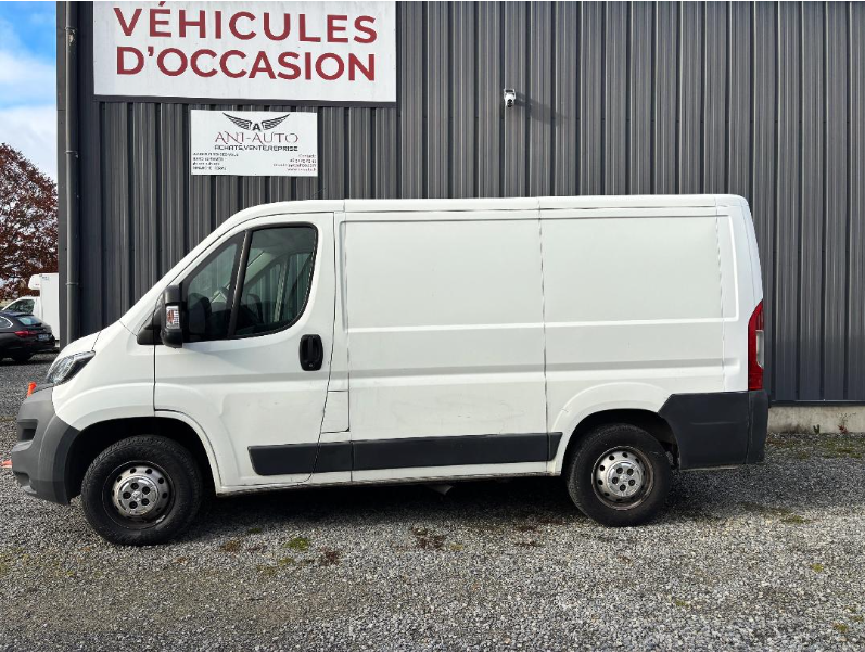 PEUGEOT  BOXER TOLE 330 L1H1 BLUEHDI 110 PREMIUM 2017