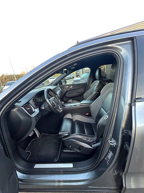 VOLVO XC60 II 2019