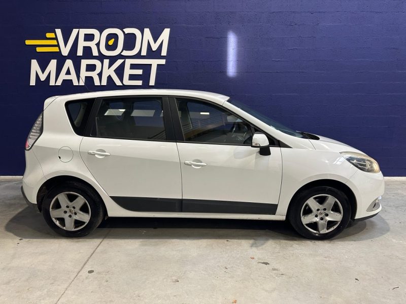 RENAULT SCENIC III 1.5 dCi 110ch AUTHENTIQUE / DISTRI OK