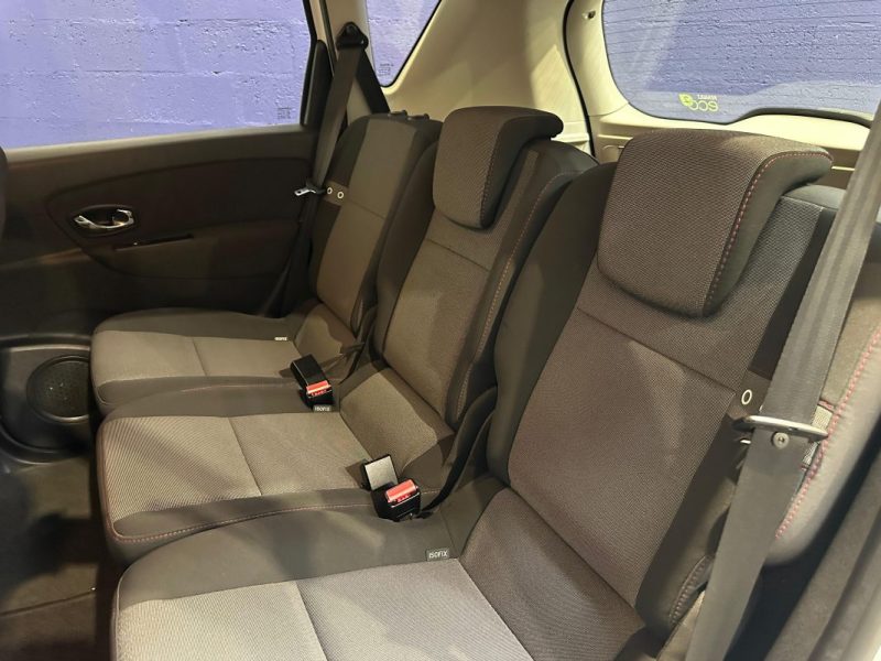 RENAULT SCENIC III 1.5 dCi 110ch AUTHENTIQUE / DISTRI OK