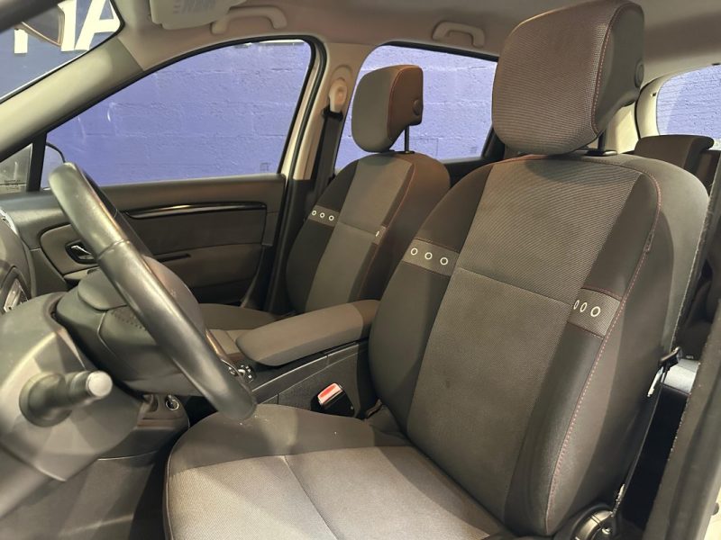 RENAULT SCENIC III 1.5 dCi 110ch AUTHENTIQUE / DISTRI OK