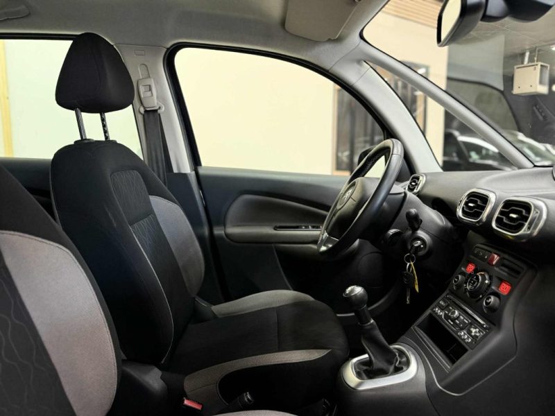 CITROEN C3 1.6 HDI 90 EXCLUSIVE 2015