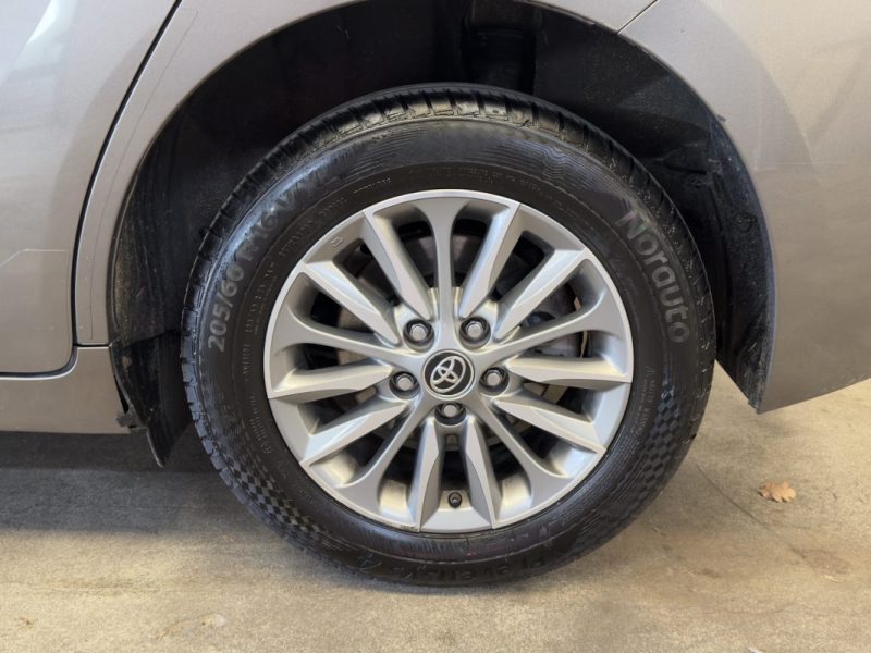 TOYOTA VERSO 147 VVT-I DYNAMIC BOITE AUTO 7 PLACES