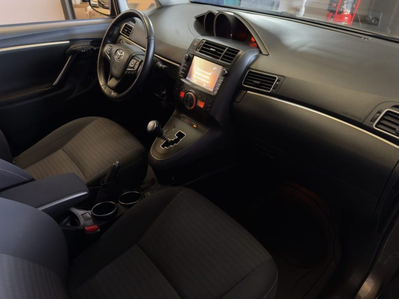 TOYOTA VERSO 147 VVT-I DYNAMIC BOITE AUTO 7 PLACES
