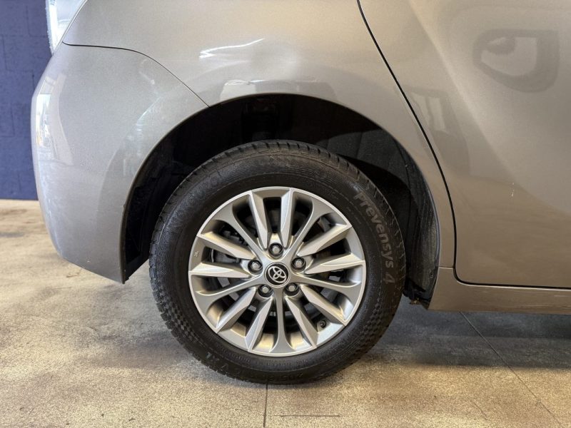 TOYOTA VERSO 147 VVT-I DYNAMIC BOITE AUTO 7 PLACES