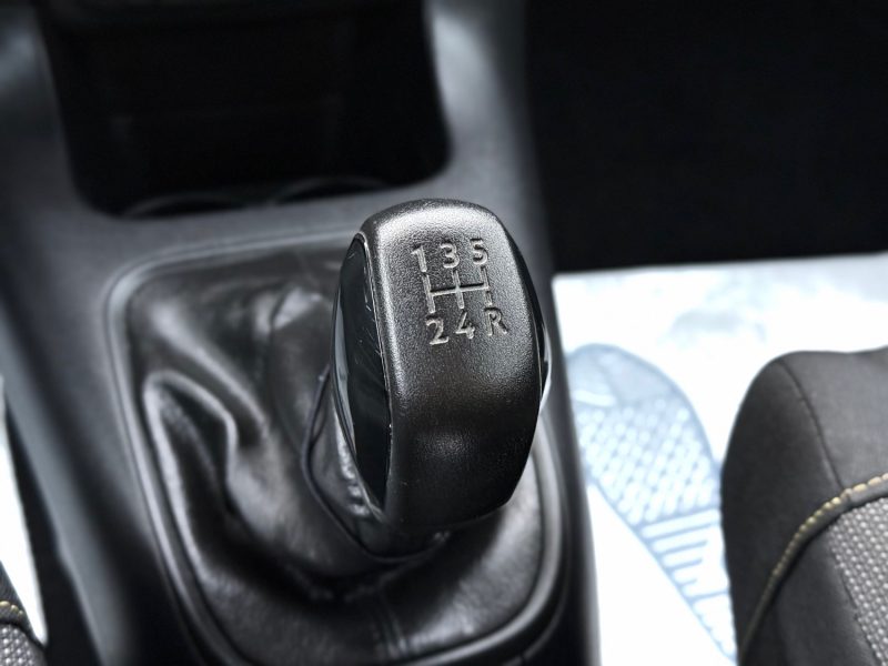 CITROËN C3 III 1.2 VTi 82 Live - Bluetooth / Clim / commandes au volant / Révisée & Garantie 6 mois.