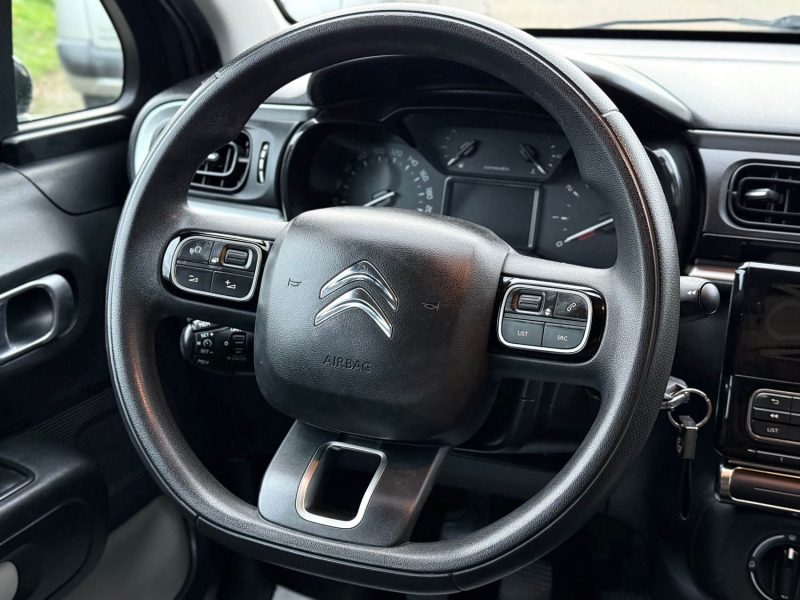 CITROËN C3 III 1.2 VTi 82 Live - Bluetooth / Clim / commandes au volant / Révisée & Garantie 6 mois.