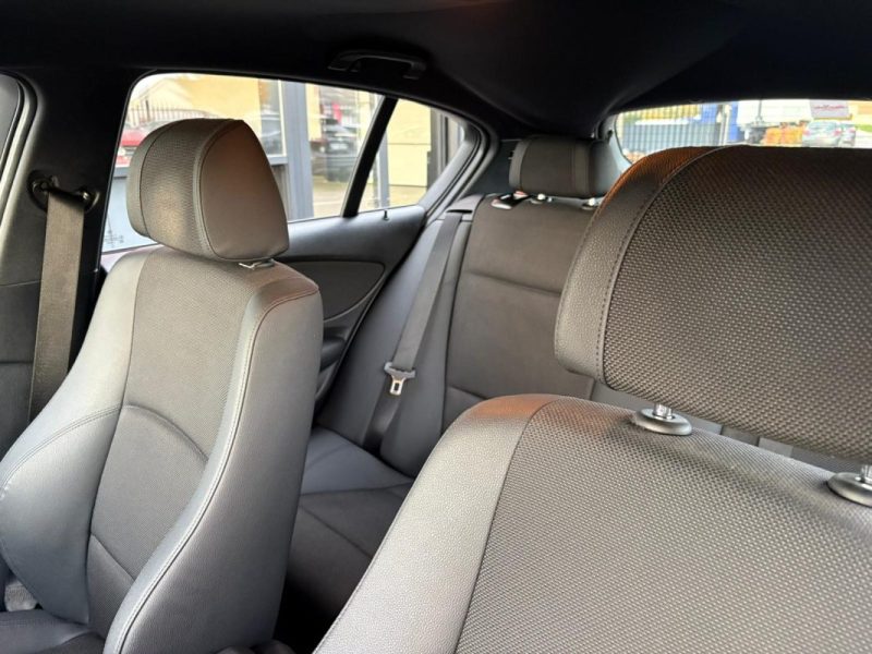 🚗 BMW SERIE 1 120D 177ch SPORT DESIGN PACK M -✅ Reprise possible - ✅ Garantie 6 mois