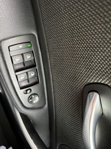 🚗 BMW SERIE 1 120D 177ch SPORT DESIGN PACK M -✅ Reprise possible - ✅ Garantie 6 mois