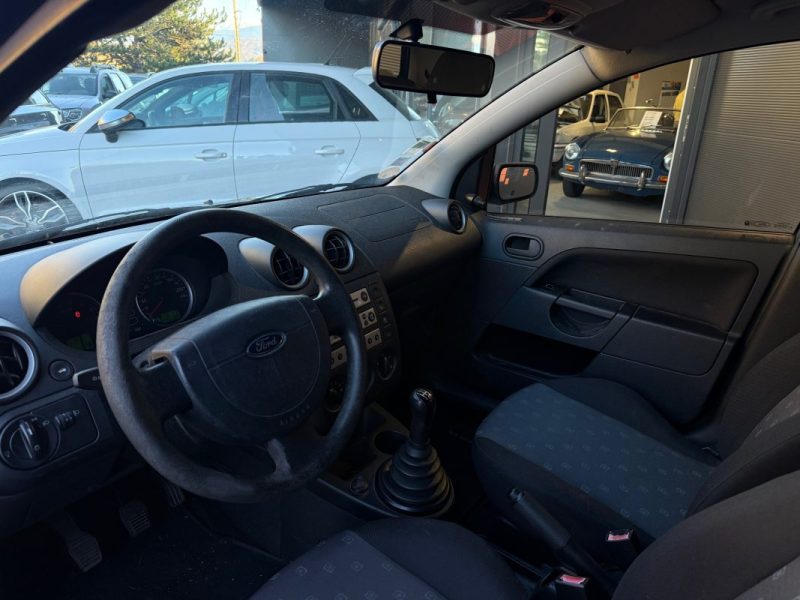 Ford Fiesta 1.3i 70 Cv Fun 5 Portes Entretien Ok Ct Ok 2027