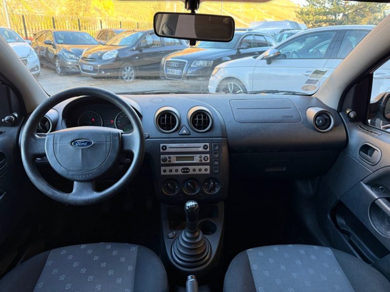 Ford Fiesta 1.3i 70 Cv Fun 5 Portes Entretien Ok Ct Ok 2027