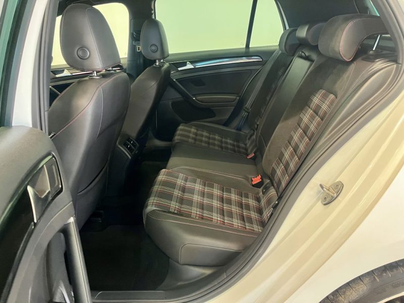 VOLKSWAGEN Golf 7 2.0 TSI 230ch GTI Performance DSG6 5 Portes