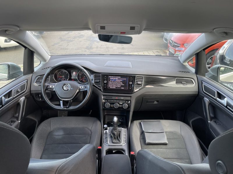 VOLKSWAGEN SPORTSVAN 1.6 TDI 115CH SPORTSVAN CARAT DSG BLUEMOTION FAP CONFORTLINE 