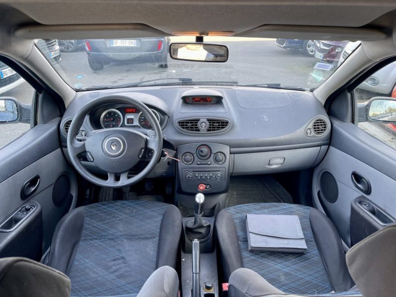 RENAULT CLIO III CONFORT DYNAMIQUE AUTHENTIQUE  1.5 DCI 70CV 2006
