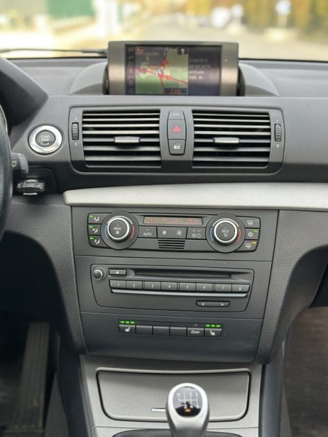 BMW Serie 1 118i 143 CV / Toit Ouvrant / Paiement 4X ou 10X Possible