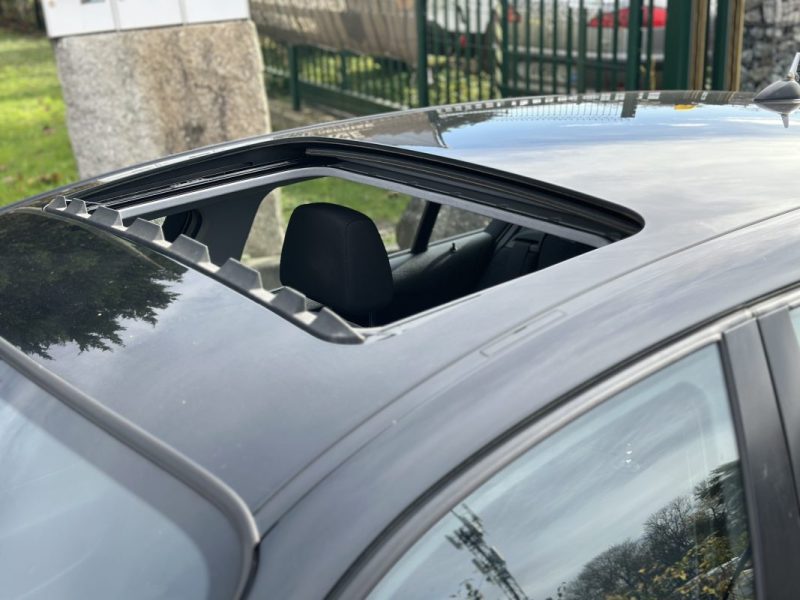 BMW Serie 1 118i 143 CV / Toit Ouvrant / Paiement 4X ou 10X Possible