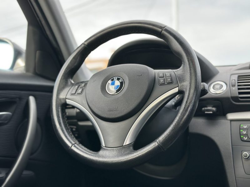 BMW Serie 1 118i 143 CV / Toit Ouvrant / Paiement 4X ou 10X Possible