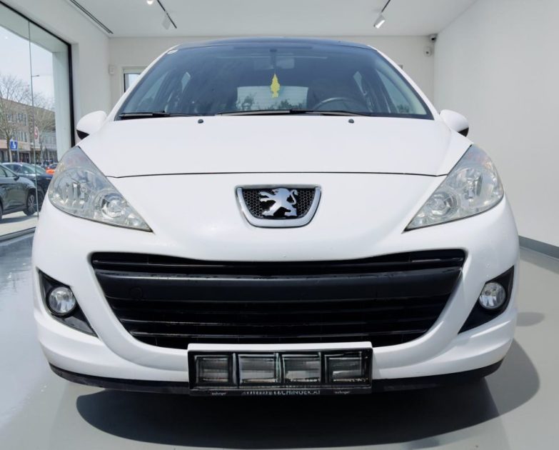 PEUGEOT 207+ SW  LION EDITION 1.4 MOTEUR REFAIT GARANTIE 6MOIS