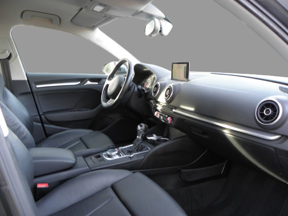 AUDI A3 SPORTBACK 1.6 TDI 110 CH AMBITION LUXE S-TRONIC 7 / 5 CH 2015