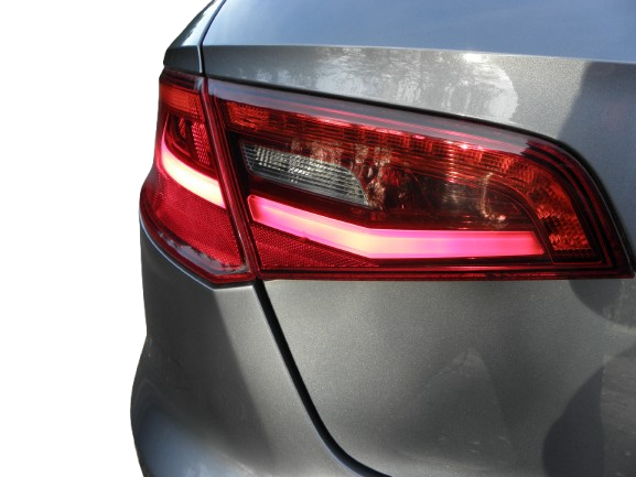 AUDI A3 SPORTBACK 1.6 TDI 110 CH AMBITION LUXE S-TRONIC 7 / 5 CH 2015