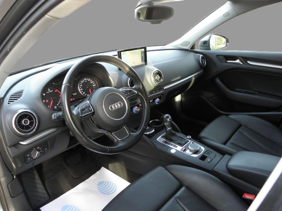 AUDI A3 SPORTBACK 1.6 TDI 110 CH AMBITION LUXE S-TRONIC 7 / 5 CH 2015