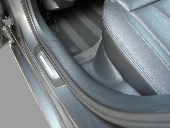 AUDI A3 SPORTBACK 1.6 TDI 110 CH AMBITION LUXE S-TRONIC 7 / 5 CH 2015