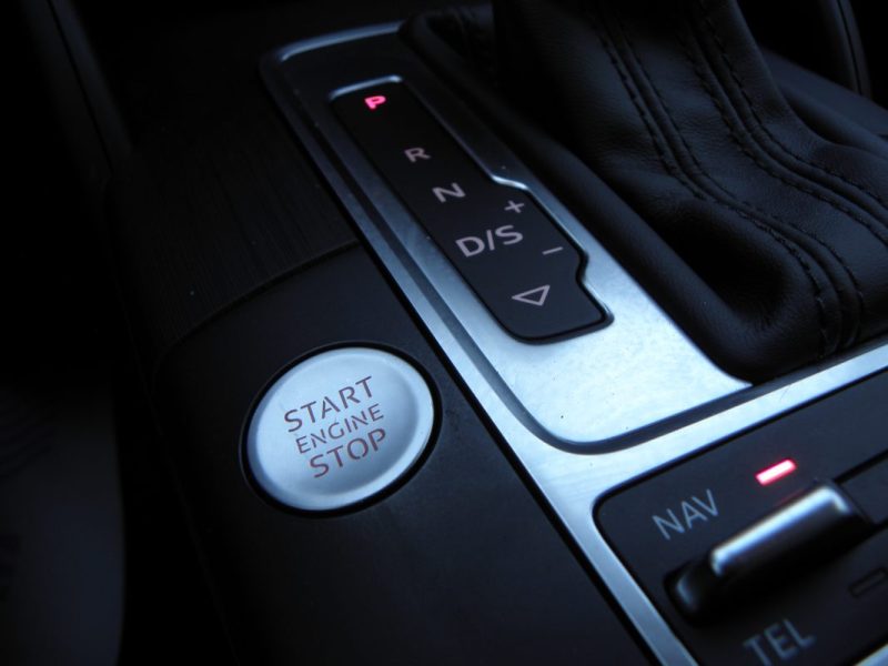 AUDI A3 SPORTBACK 1.6 TDI 110 CH AMBITION LUXE S-TRONIC 7 / 5 CH 2015