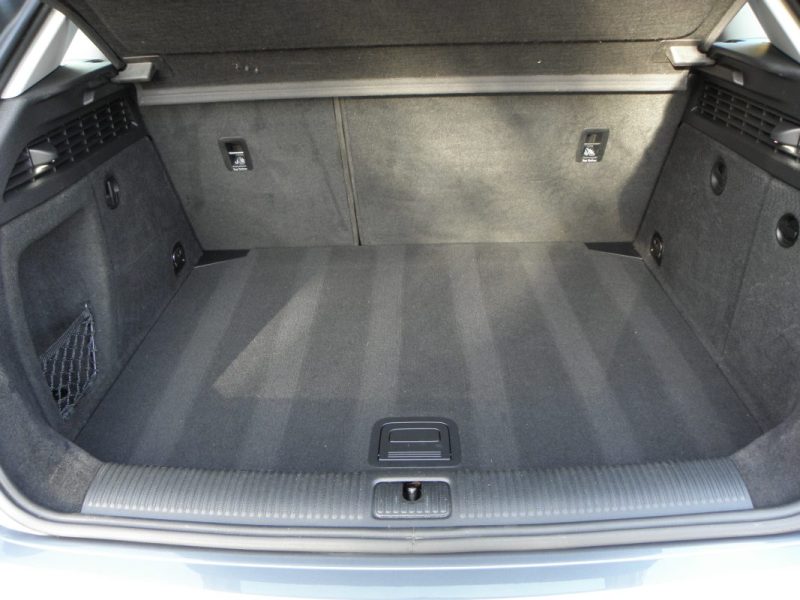 AUDI A3 SPORTBACK 1.6 TDI 110 CH AMBITION LUXE S-TRONIC 7 / 5 CH 2015