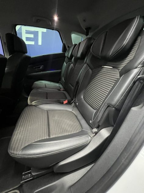 Renault Scenic IV 1.7 dCi 120Ch - 105 000 KM - Boite automatique - Entretien complet - Attelage