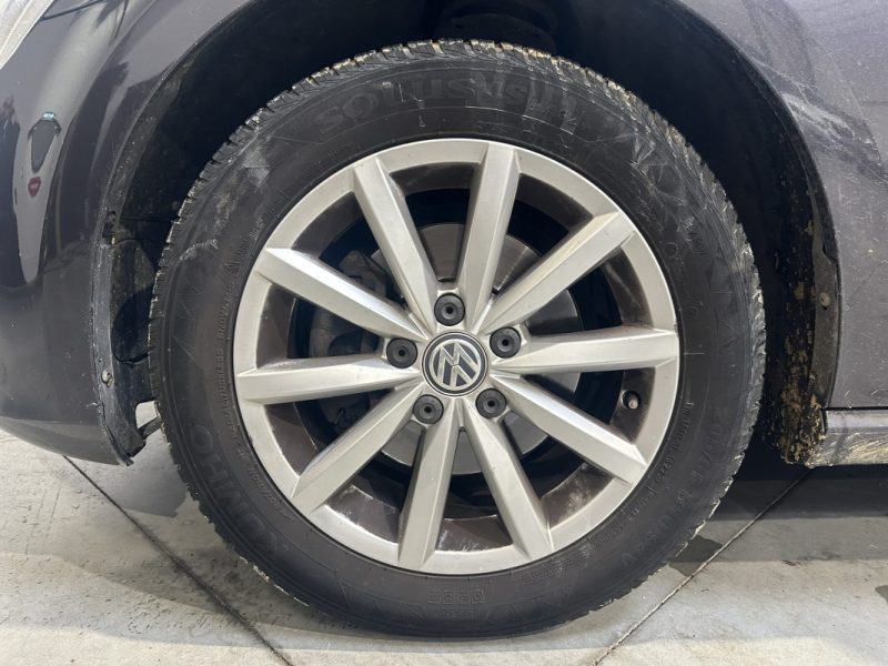 VOLKSWAGEN GOLF VII 2.0 TDI 150ch Lounge DSG6