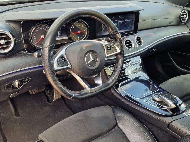 MERCEDES CLASSE E 220 D 194CH 9G-TRONIC AMG Line / Garantie 12 mois