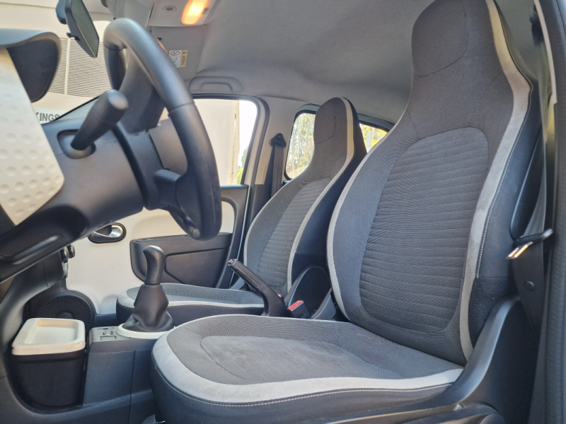 RENAULT TWINGO III 1.0 SCE 70 LIMITED / Garantie 12 mois