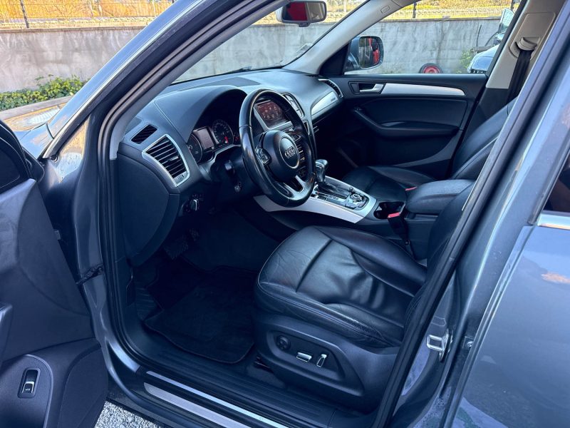 AUDI Q5 2.0 TDI 177 ch Avus Quattro S-Tronic7