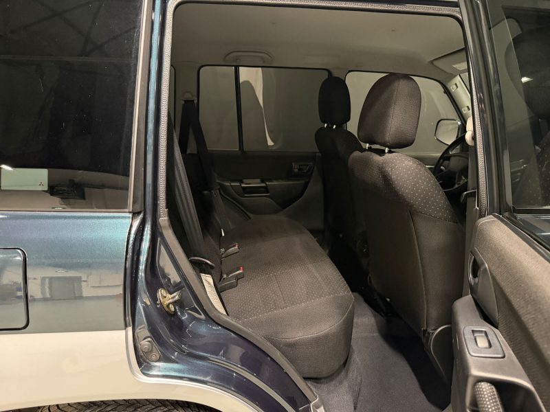 MITSUBISHI PAJERO 2.0 GDI PININ INTENSE AUTOMATIK 2000 2005