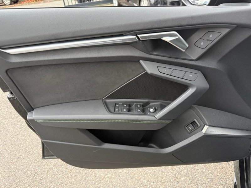 AUDI AUDI RS3 SPORTBACK 2.5L TFSI 400 CH STRONIC 